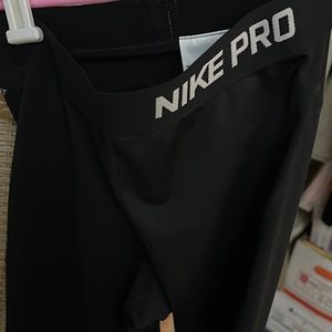 Nike pro capri tights dri fit black